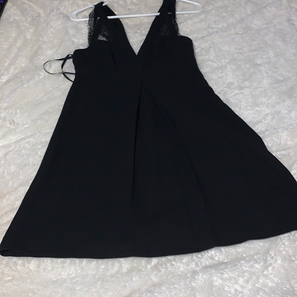 Size 4 black BCBG dress